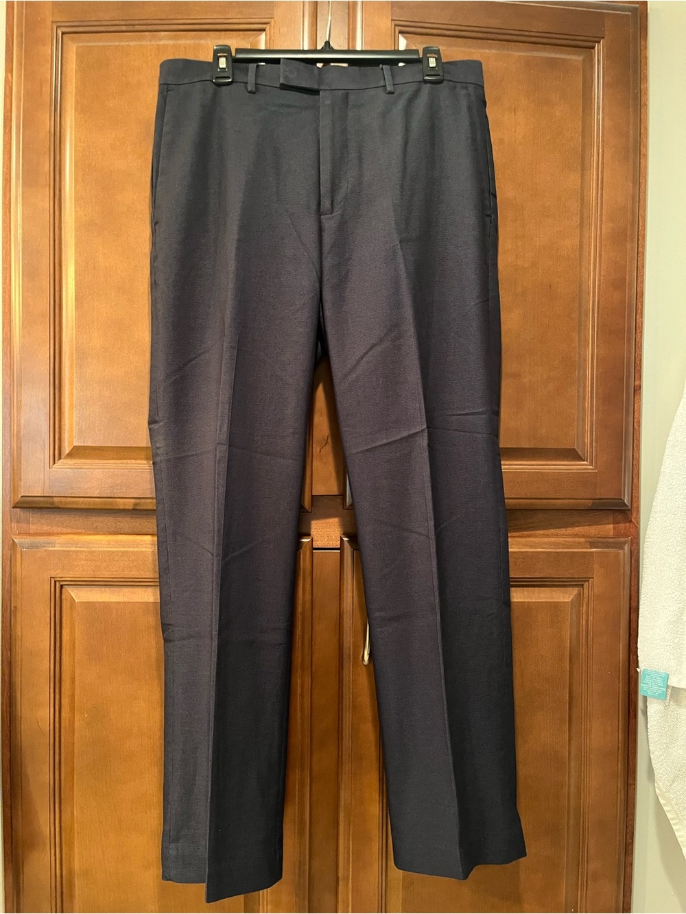 Axist Men's Dress Pants in Dark Navy